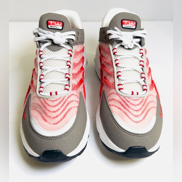 Men’s Nike Air Max TW DQ3984 002 size 10.5 bone/Red Clay-Olive Grey color NEW! - Picture 6 of 16